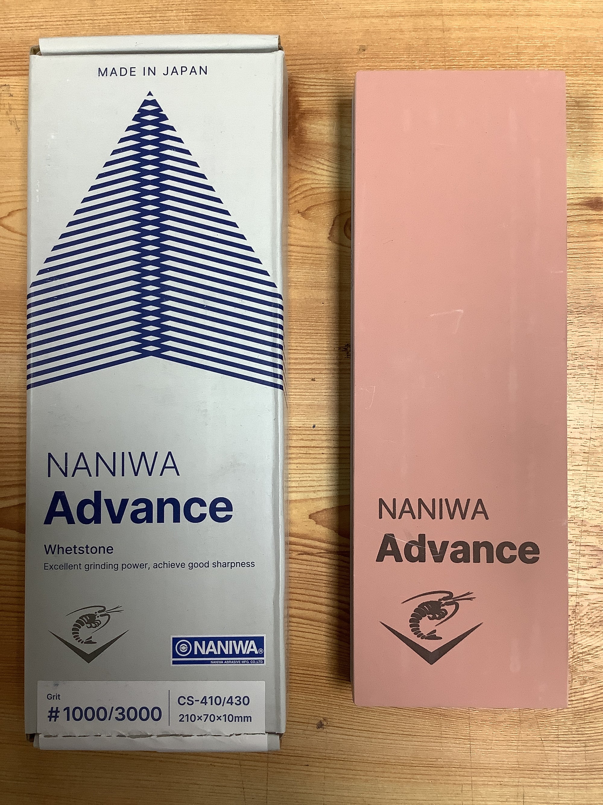 Naniwa Combination Sharpening Stone | #1000-#3000 Grit - Koi Knives